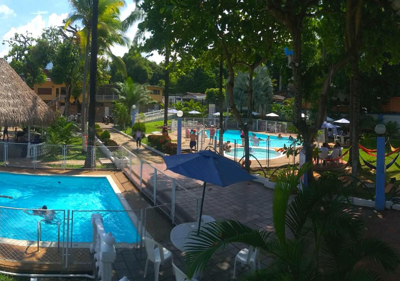 Hotel Villa De Rauzan Melgar Ngoại thất bức ảnh