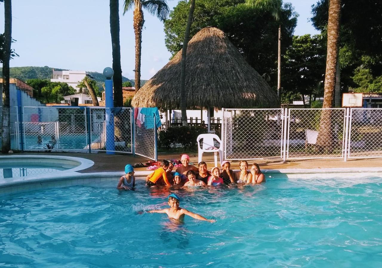 Hotel Villa De Rauzan Melgar Ngoại thất bức ảnh
